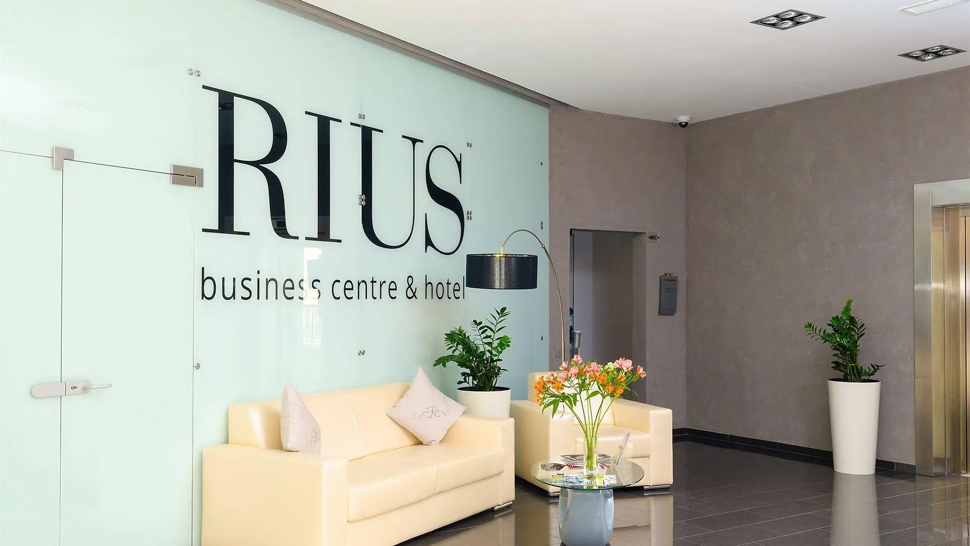 Rius Hotel Lviv