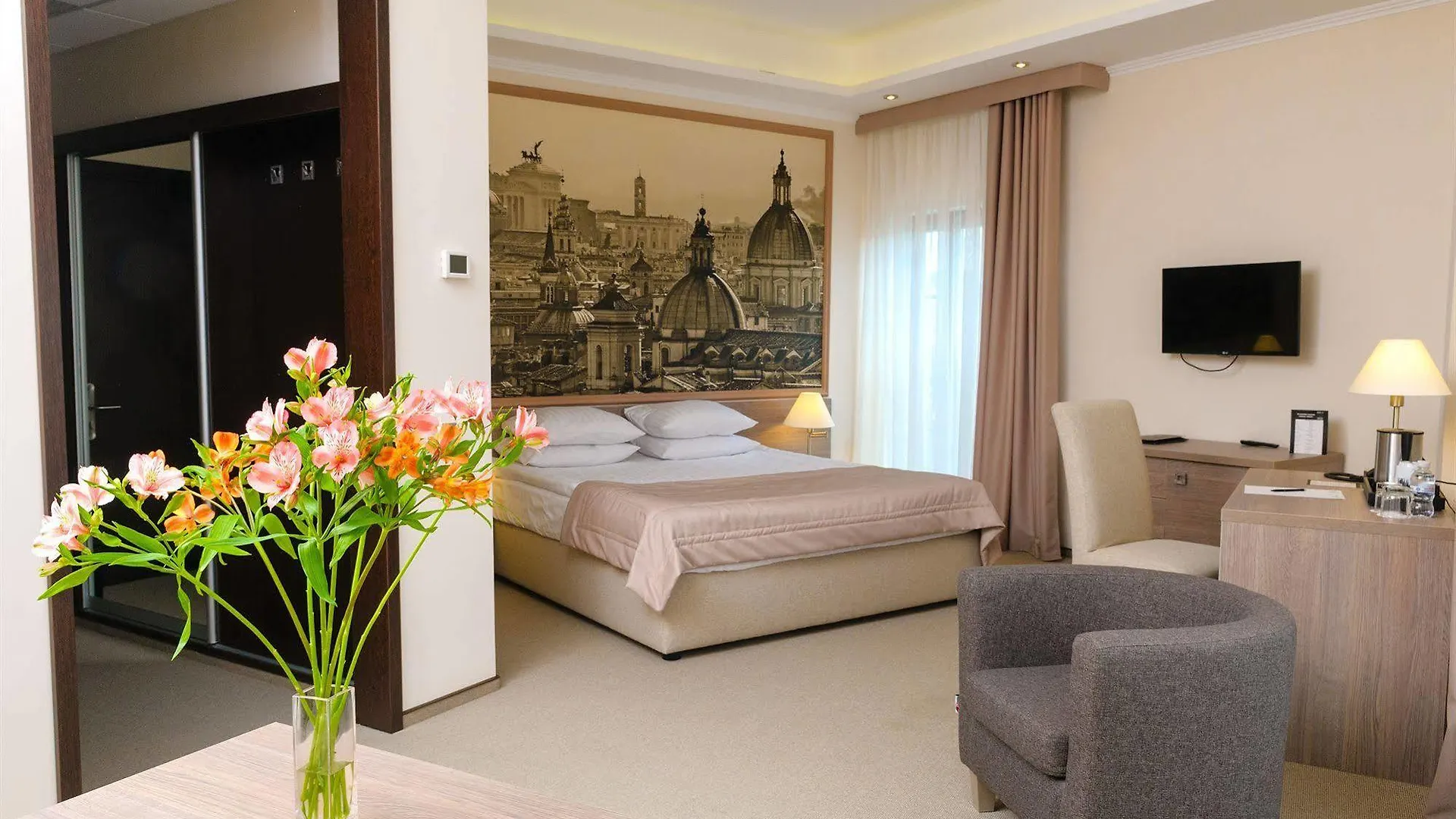 Rius Hotel Lviv